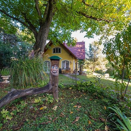 Winemakers Escape Villa Глайсдорф Екстериор снимка